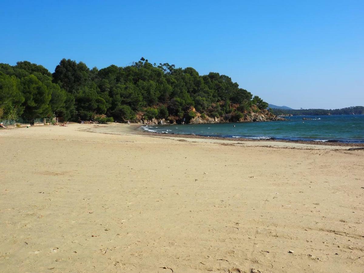 La Londe La Mer : Appartement Proche Plages & Vue Superbe Sur Les Iles D'Or Exterior foto