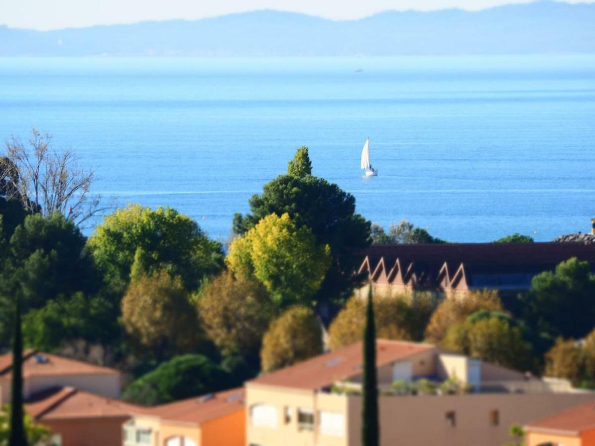 La Londe La Mer : Appartement Proche Plages & Vue Superbe Sur Les Iles D'Or Exterior foto